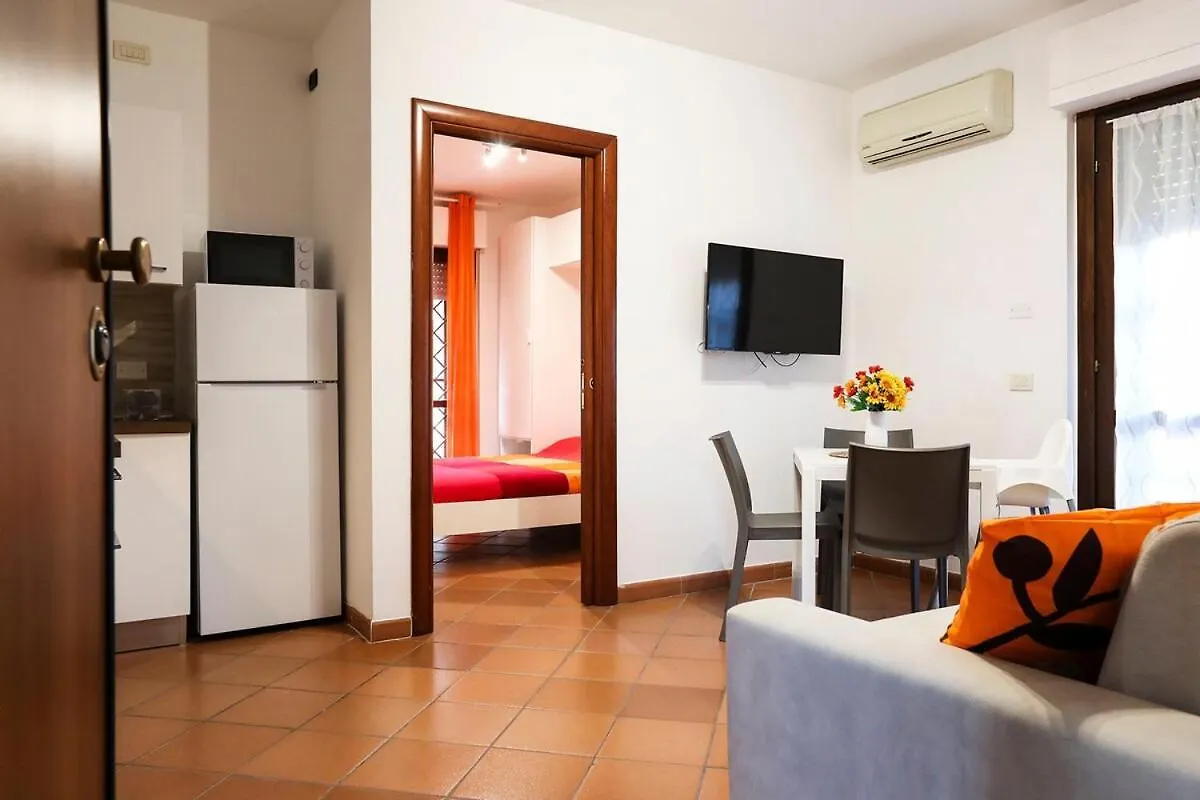 Casa Romarisa Apartment 0*, Rome